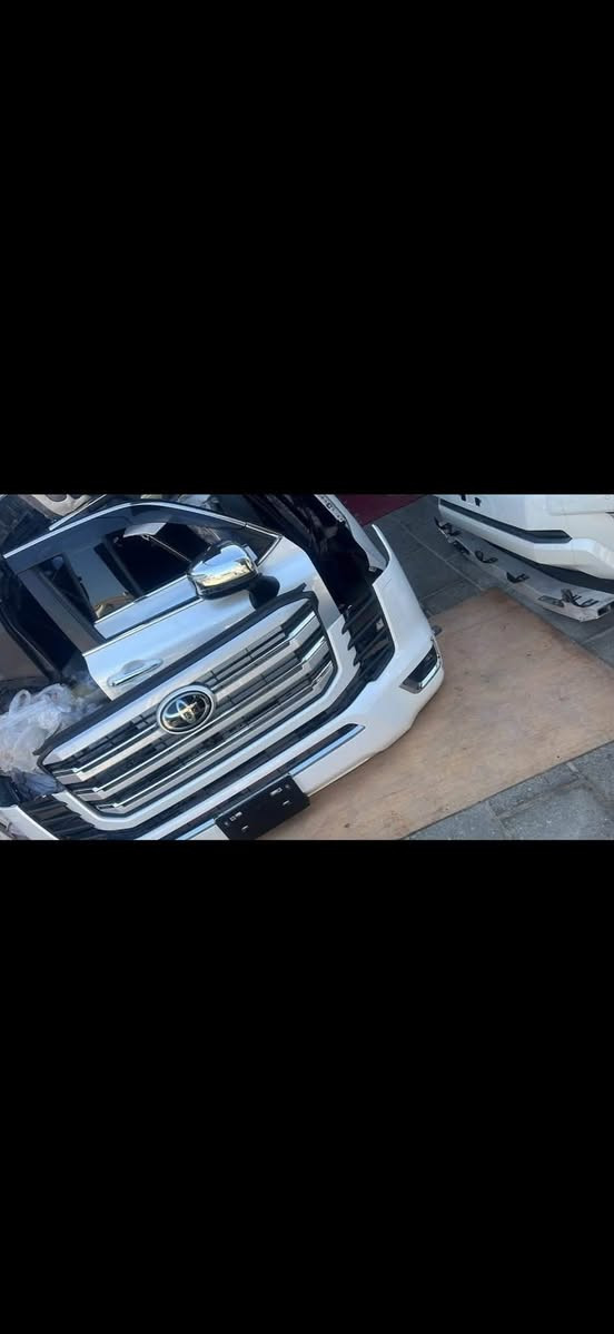 تتوفر لدينا جميع قطع تويتا كشر محركات كيرات وباقي جميع الاجزاء
الحديث والقديم
جديد وتفصيخ
اصلي وتجاري 
جمله و مفرد 
***********
***********
***********
