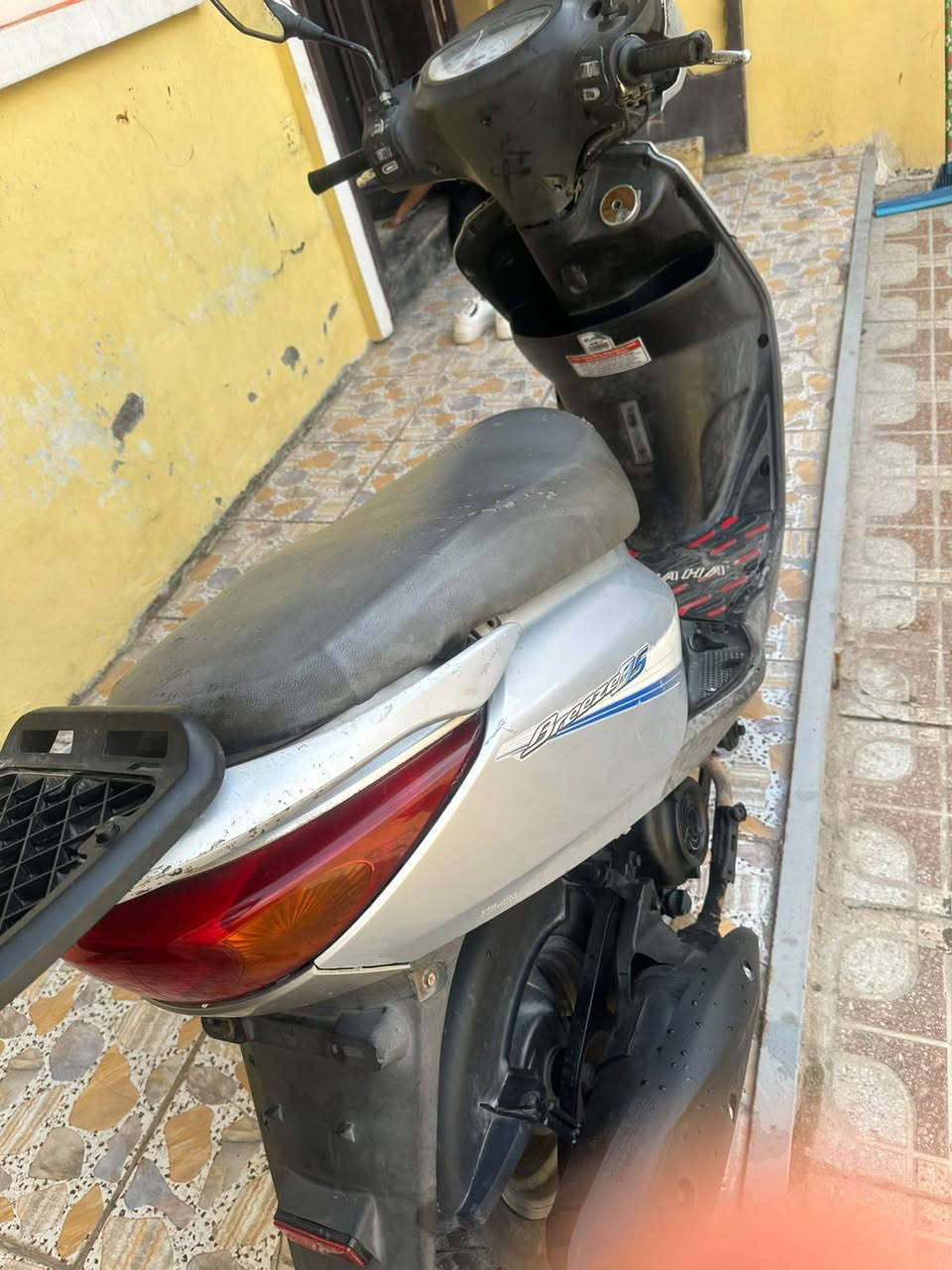 بريز • مكفولة مكينة • مكفولة كهرباء