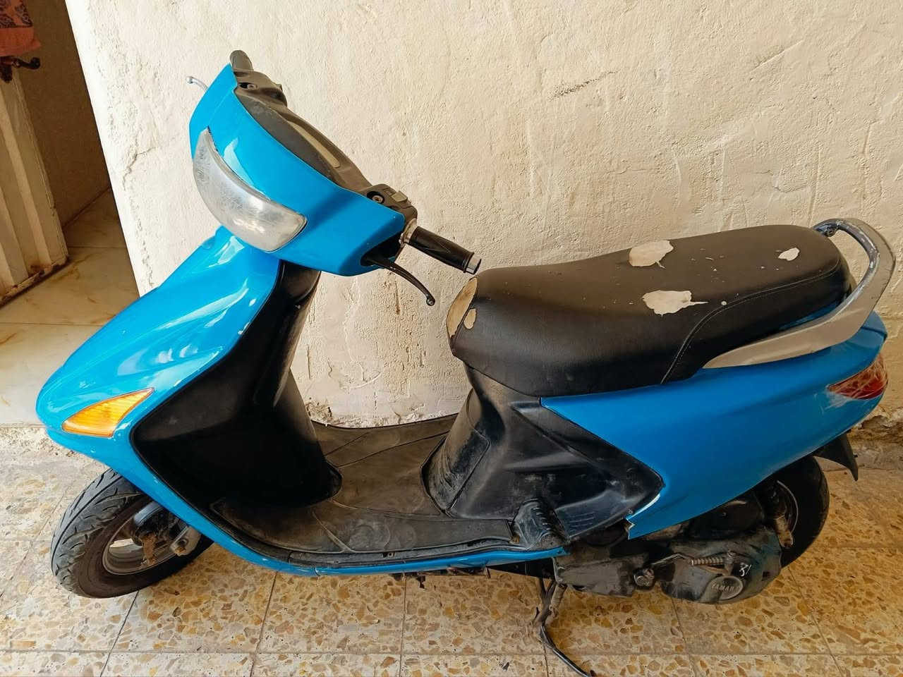 سلام عليكم فراشه للبيع كهربائية شغاله مفتوحه دراجه نضيفه مكان النجف مشخاب
***********
