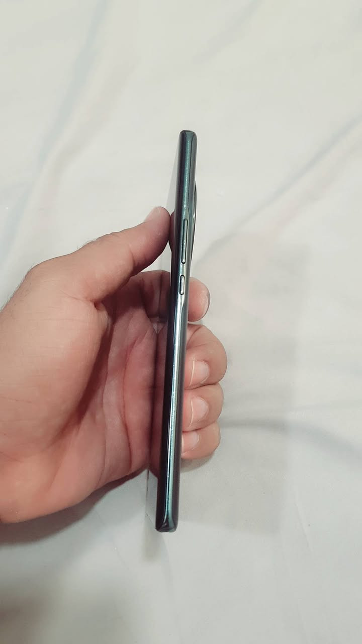 للبيع
قطعه  نظيفه جدا و مكفوله من كل شي
 Honor X9a 5G     ذاكره 256
للاستفسار اكثر  واتساب : ***********  _ كربلاء
