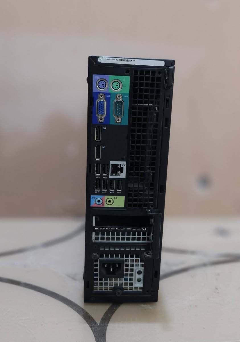 سلام عليكم هاي حاسبه بيسي نوع Dell مراوس بايفون نضيف  ستفسار  ***********
