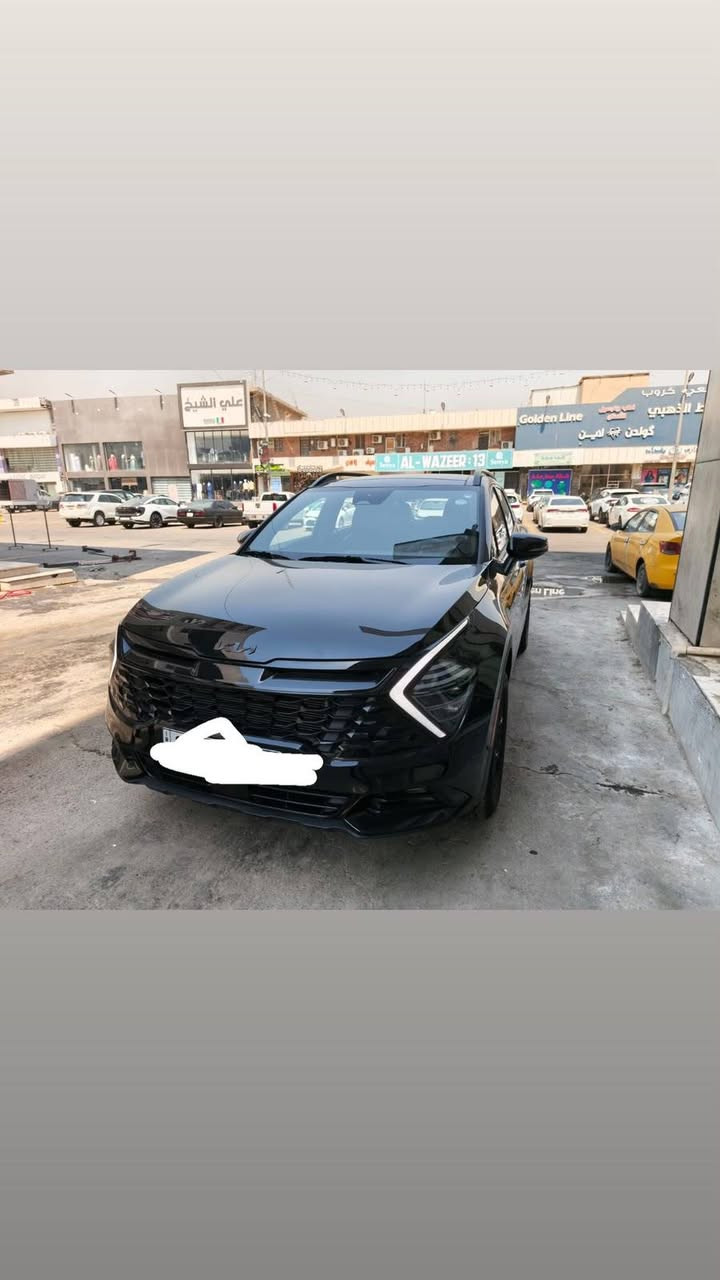 السلام عليكم سبورتج ٢٠٢٥ اكس برو بلاك ادشن مكينة ٢٥٠٠ لون اسود
١- فور ويل

٢- بانوراما

٣- كشنات جلد كهرباء خزن متحرك عند التشغيل

٤- مانع انزلاق 

٥- رادار

٦- حساسات + كاميرا خلفية

٧- صندوق كهرباء

٨- شاحن وايرليس

السيارة ماشية ١٣٠٠٠ كم رقم اربيل بيهة قطعتين صبغ جاملغ وبنيد سعرها 223 ورقة وبيهة مجال مكانها بغداد الاتصال بالرقم ***********

