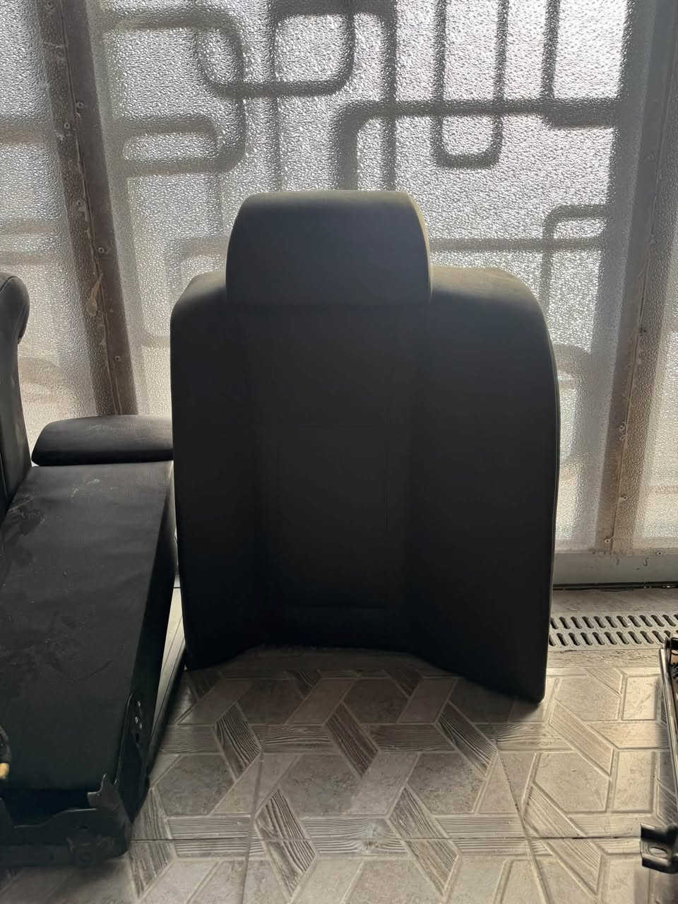كشنات BMW • ٢٠٠٣ • قطع غيار