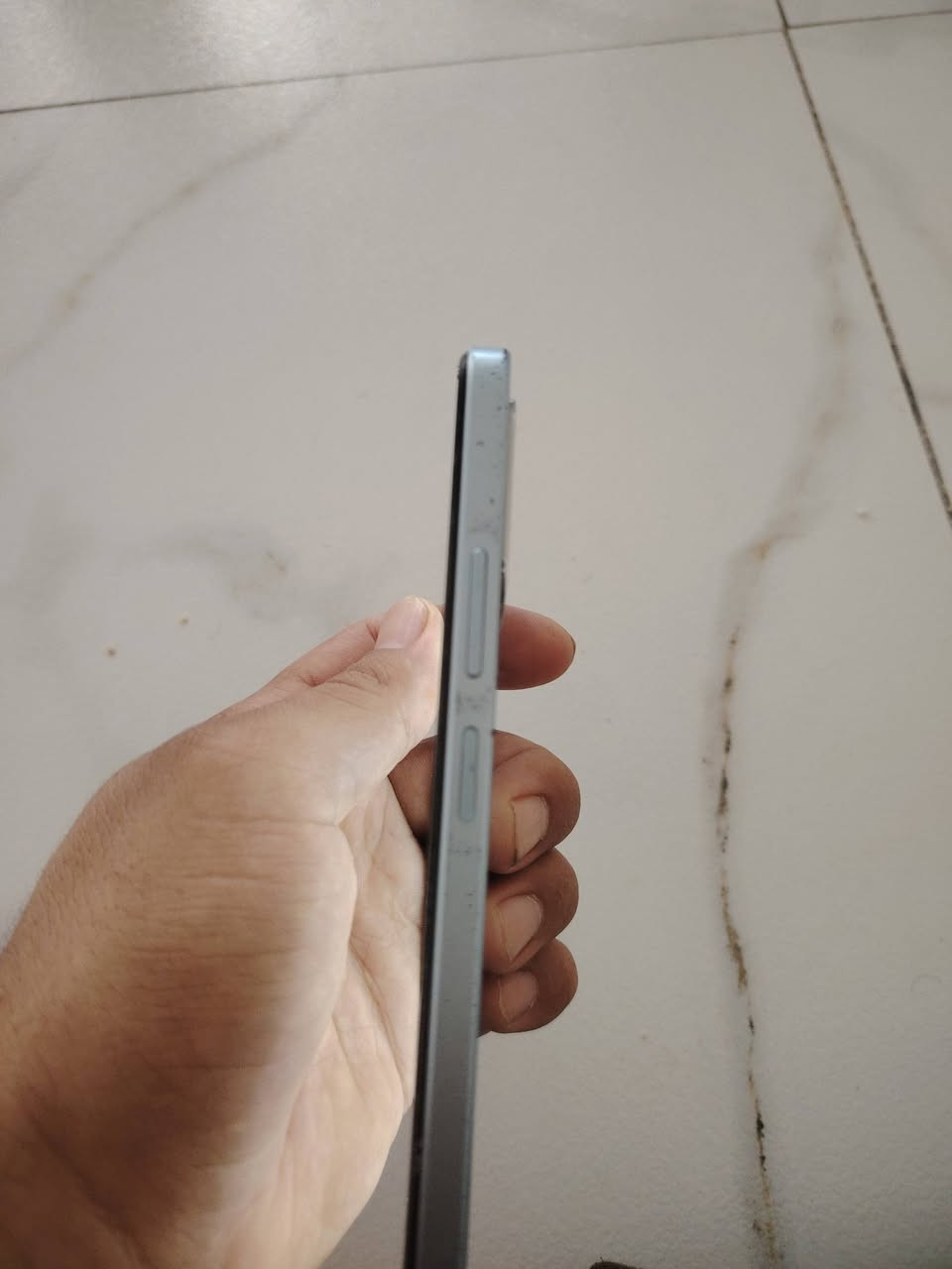السلام عليكم جهاز هواوي oppo جهاز نضيف بس كفر ورة مكسور كسر خيف نضافة 100/80 جهاز مكفول نت اتصال شحن عارضة ب80 بي مجال قليل الشراي مكاني بغداد مدينة الصدر /*********** متوفر اتصال وواتساب
