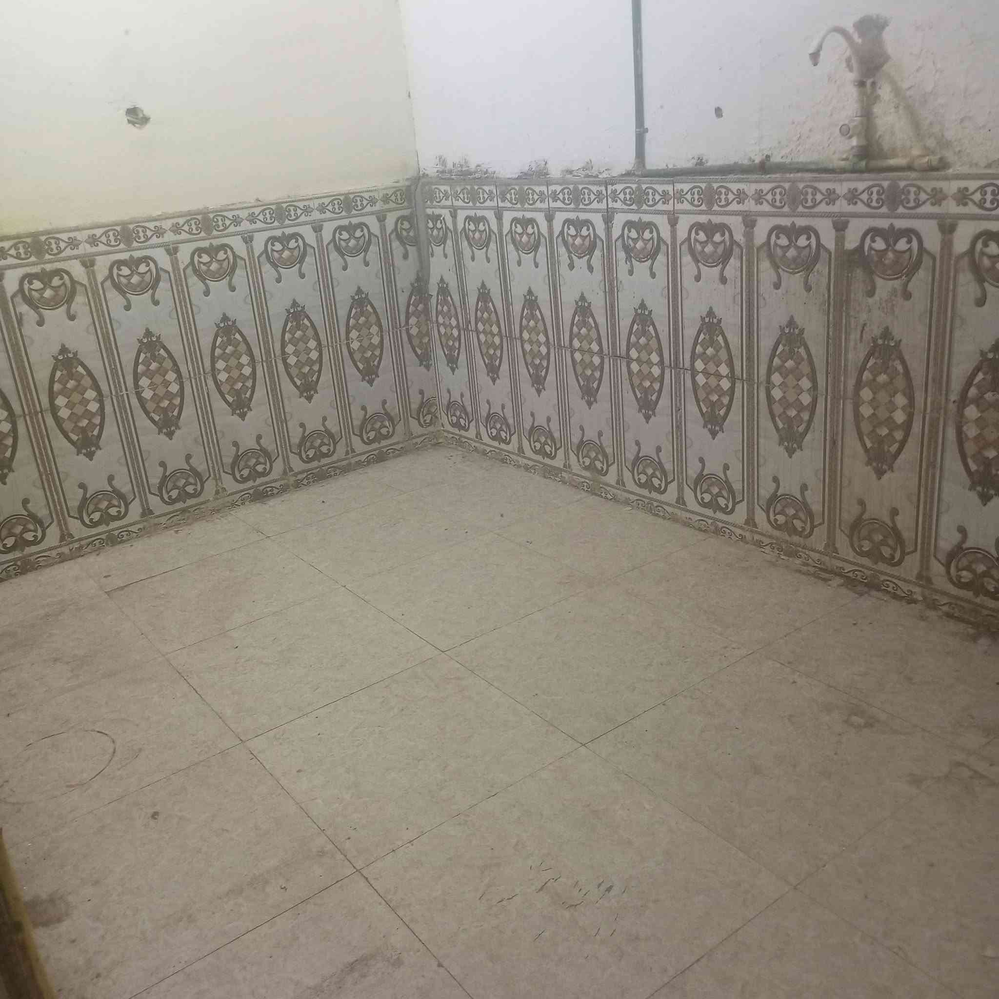 القبلة • غرفتين نوم • كراج وتانكي