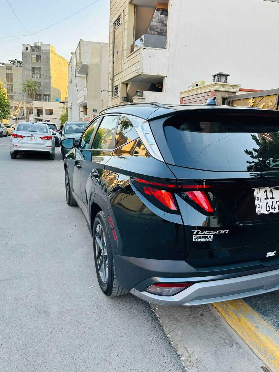 سلام عليكم هونداي توسان ٢٠٢٥ ضررها قطعة وحدة فقط بنيد بدون ايرباك السيارة داخله بكتاب شهداء مكانها بغداد الاعظمية 
***********
