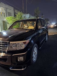 لاندكروز 2012  فول مواصفات  ماشيه160  بيه بارد بجاملغ مال الراكب وبارد...