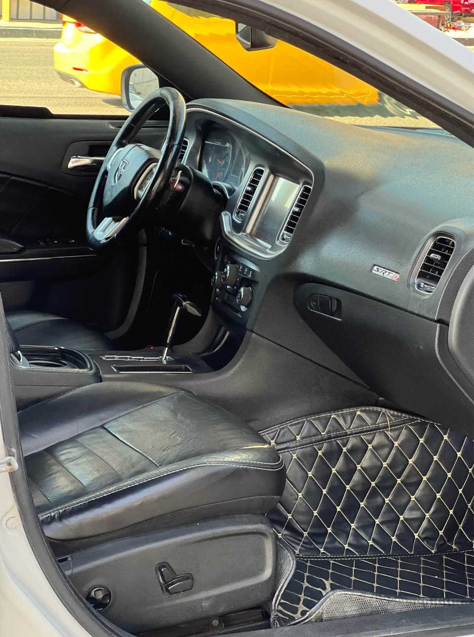 2014 Rt 5700
بسم الله    
جارجر 2014 Rt 5700    س148$
فتحه بصمه شاشه كامره كلاصات تبريد 
كشنات Srt جلد كهرباء كت Srt كامل 
مكينه كير  حداديه تبريد كهربائيات كله جديد وجاهز بدون نقص مداور مباشر باسمي 
الحادث جاملغ وبنيد جاملغ مبدل نفس اللون بنيد محدث 
يعني كله بدون صبغ فقط الدعاميات 
مكاني بابل مركز المدينه *********** حلة, بابل
