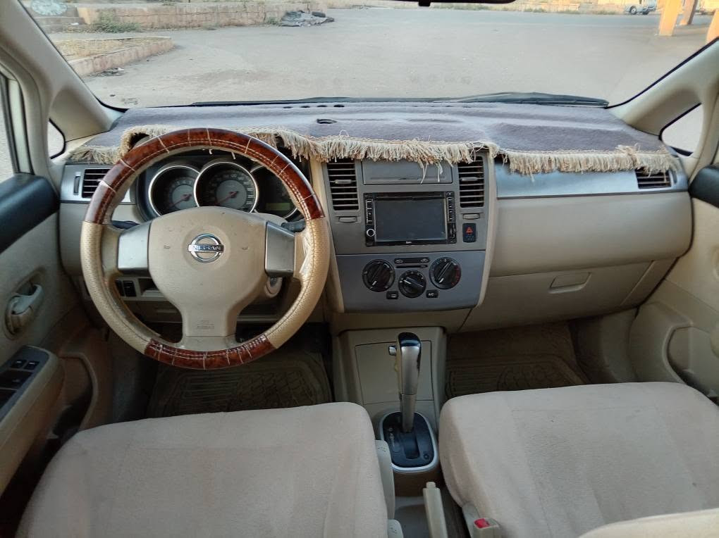 نیسان تیدە ی یابانی مودیل 2008 گیر ئۆتۆماتیِک ناو زە ردە و چوار جام کارە بایە بۆیاخی نیە  گیڕو مە کینە ی بە شە رت هیچ مەسروفی تیا نیە سە نە وی نویکراوە تە وە تاکو کۆتایی سالی 2029 بە سە رناچیت بە ناوی خۆمانە  سە یارە یە کی زۆر جوانە  سعر 73 وە رە قە  کە میِك معامە لە شی تیایە  ژمارە تە لە فۆن  *********** كويسينجاك, أربيل
