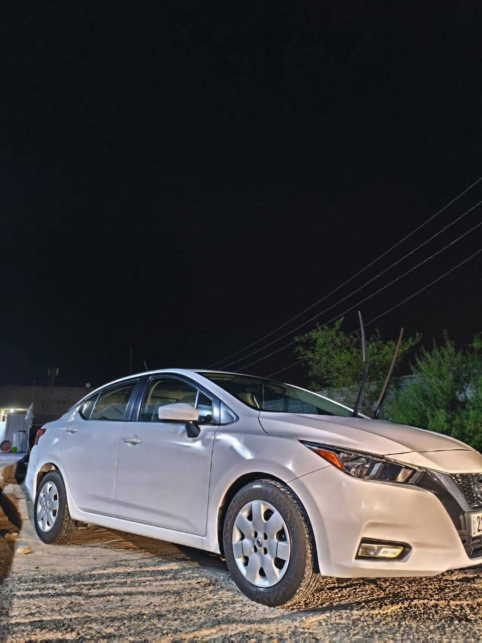 السلام عليكم نيسان صني مكسيكي موديل 2023 السيارة مكفوله محرك 1600 ماشيه 33000 KM حساسات خلفيه لايت وكشافات هيلوجين تحكمات ستيرن شاشه بلوتوث منفذ USB جام كهربائي مانع سرقه قفل مركزي ابواب رقم سليمانية  لتواصل *********** المكان البصره زبير
***********
