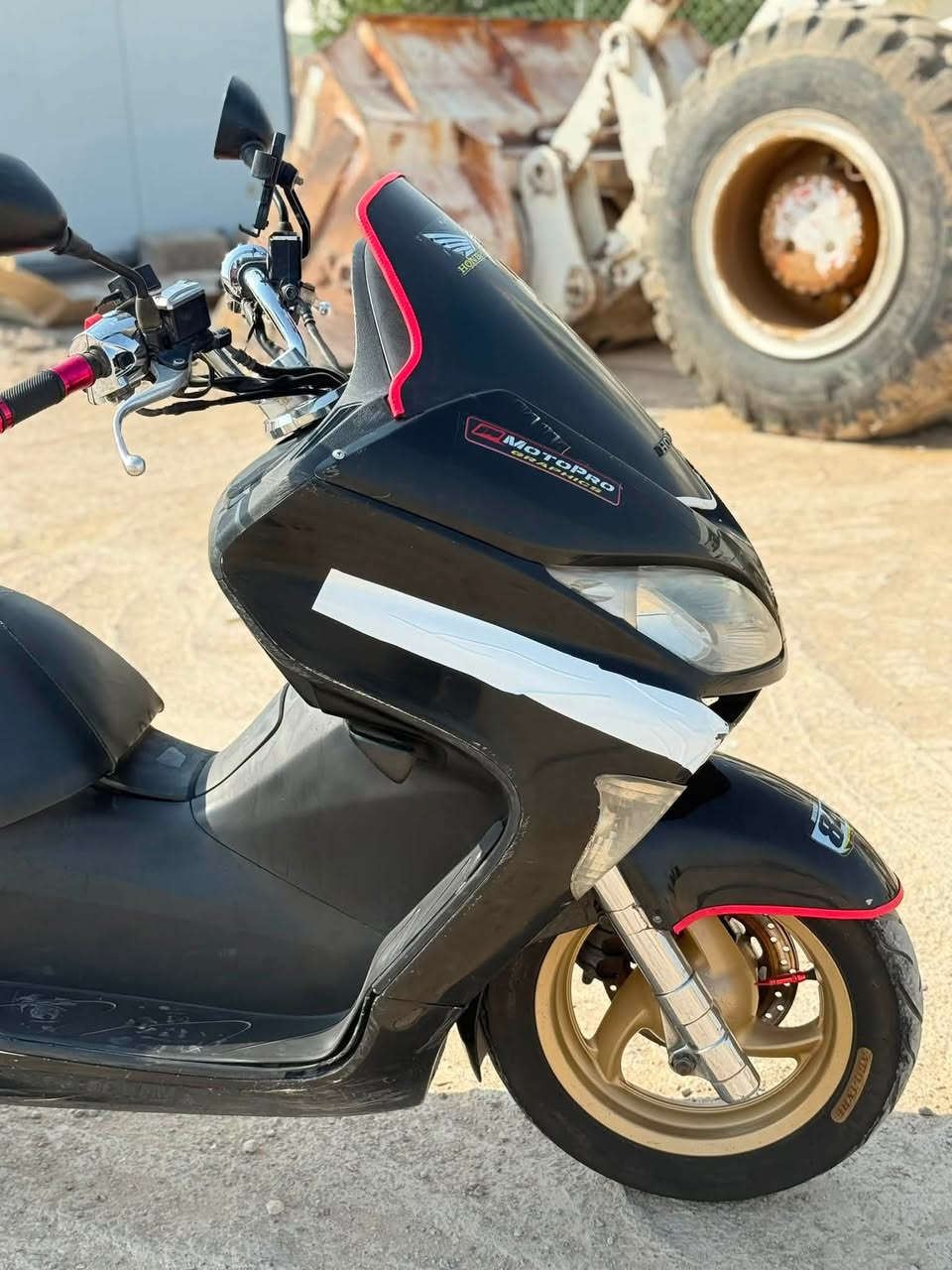 فورزه 9/0 البيع دراجه جاهزه الخير مكينه نضيفه كلش تخم كلج وقايش جديد اصلي شلعه وسرعه تخبل عله شارع 140 تخم تاير  جديد رون ثابت  سعر خاص 
مكان واسط الكوت 
***********
***********
