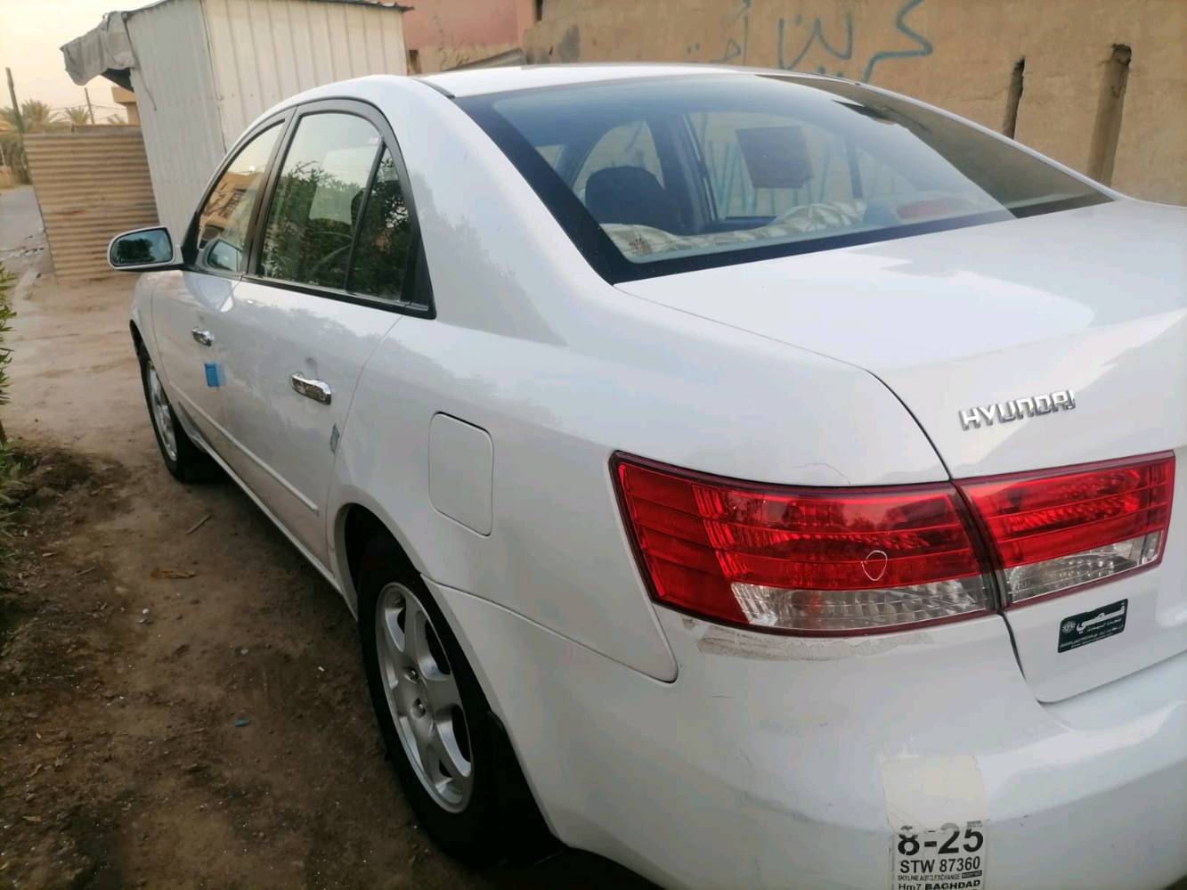 السلام عليكم للبيع سوناته٢٠٠٨ خليجي 2400محرك كير عادي ٦نمر طياره ارضيه رقم صلاح الدين مشروع وطني لون ابيض