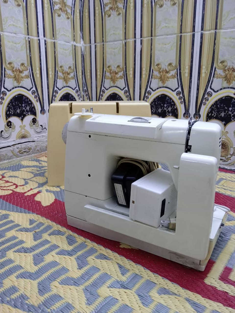 سلام عليكم مكينه برذر للبيع سعرها 130
المكان جميله الثانيه 
رقم الهاتف ***********
