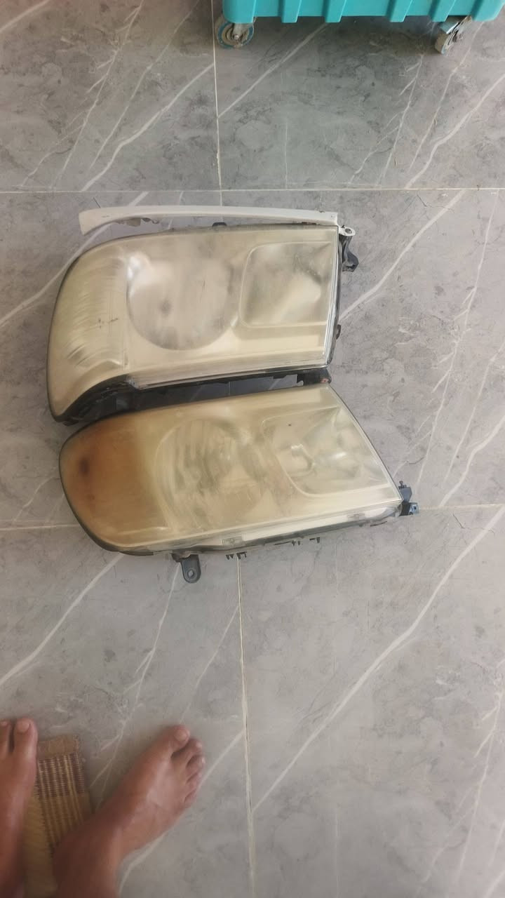 غراض لاندكرووز اصلي مال كص ***********
