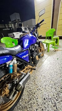 ٤٠٠ • ٤ سلندر • VTEC