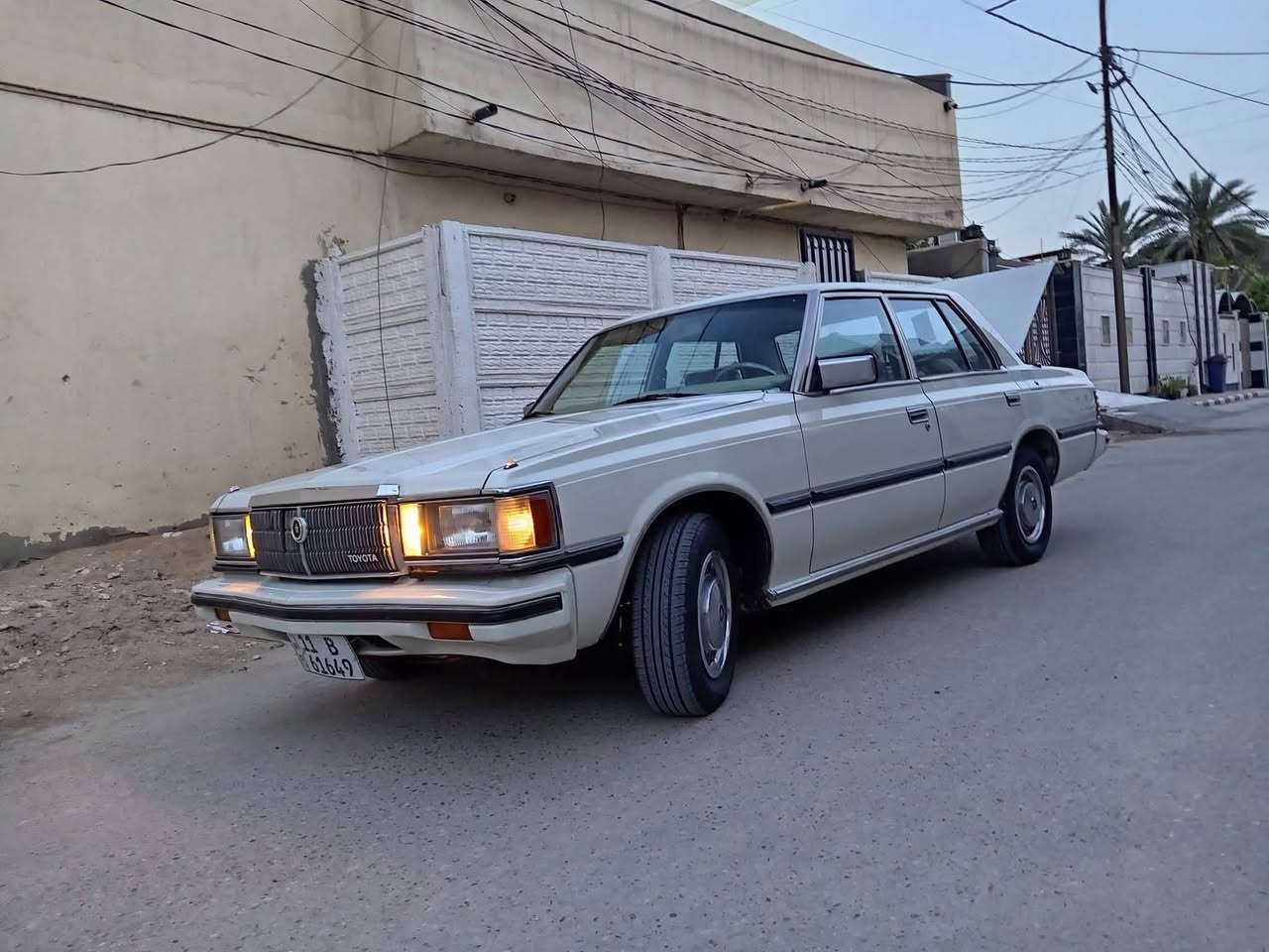 سلام عليكم سياره سوبر مديل 82
رقم نكليزي سياره كامله 
مكينه  وكير خير من الله 2500 

تخم تواير جديد 
حداديه جديده 
مكفوله من العيب الشرعي 
سياره سنتر لوك
شاشه اندرويد 
سياره مشروع وطني
سياره جاهزه وخير من الله 
مكان ذي قار سوق الشيوخ كرمه بني سعيد السعر اتصل وبيك خير وتدلل ***********
