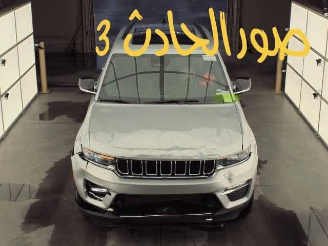- [ ] سيارة جدا نظيفة و جديدة
- [ ] مغلفة نانو طافي أعلى فئة و بي ضمان خمس سنوات 
- [ ] بانوراما 
- [ ] شاشتين 
- [ ] كاميرات 360 درجة 
- [ ] رادار خلفي و امامي و جانبي مع تحديد مسار 
- [ ] تدفئة ستيرن و كشنات
- [ ] - كشنات امامي كهرباء
- [ ] بصمة + دخول ذكي
- [ ] حادث اخو الماكو طخة بسيطة بالدعامية (انظر الصور مع المنشور )
- [ ] رقم الشاصي 1C4RJYB64R8521046
- [ ] بدون ايرباك ( يعني الايرباك مطاك)
- [ ] ماشية 45 الف ميل 

شراي اتصل نتفاهم...  *فقط بيع*  .... *
سعر ٣٢،٣٠٠ورقة و بيها مجال بسيط حق الجية 
للاستفسا***********مكان السيارة بغداد - الكاظمية
