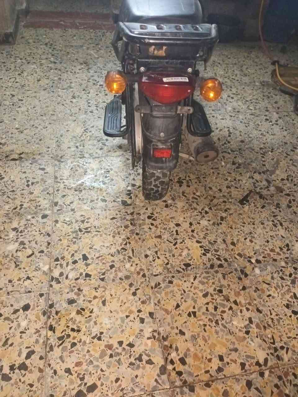 مره خست لكروب دراجه م
يل ثنين وعش،ين بوكسر متروكه صاللهه ست شهر لبيع بيها نقص كابريتر يره تشتغر وراقهه ضايعه عندي مكاني مدينت صدر قطاع 28 سعر 450 رقم ***********
