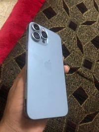 آيفون ١٣ برو ماكس • ١٢٨ • بطارية ٨٣