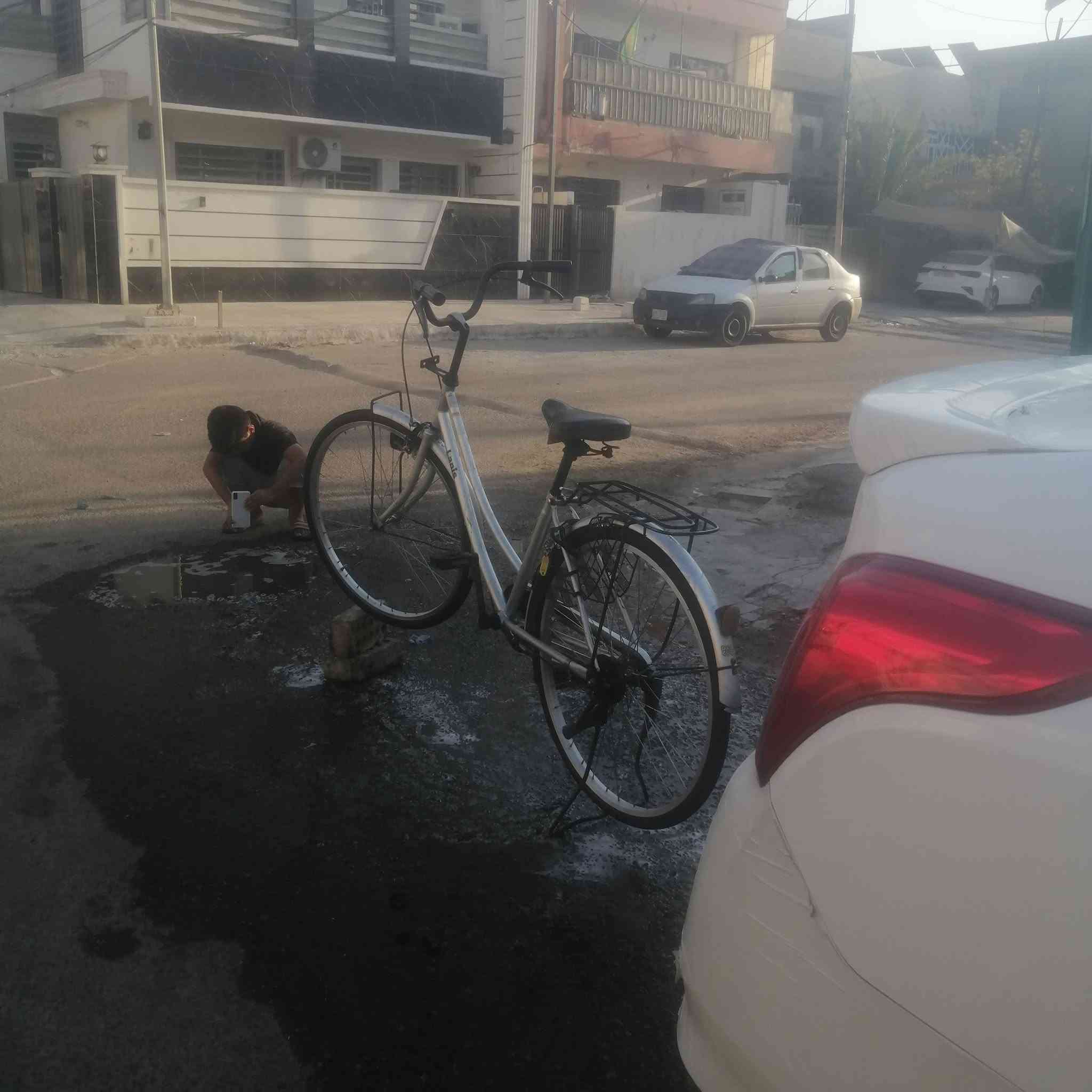 سلام عليكم
باسكل ياباني اصلي مديل ٢٠١٩ حجم ٢٦
باسكل نظيف صارلي شهر من منزله من الرمبه  المكان بغداد الجديده تواصل على الواتساب ***********اسعر ١٢٠وبي مجال
