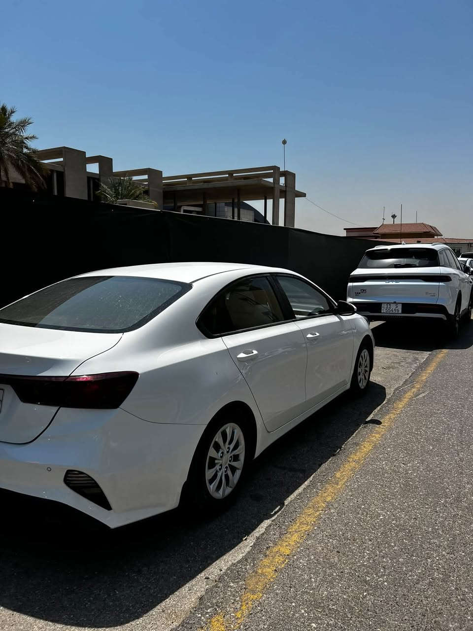 سيراتو موديل2022
ماشيه67km
مواصفات تبريد خلفي ولد امامي المحرك1600
كير مكينه حداديه تبريد كله ع لوكاله
رقم اسياره اربيل تريد وكاله تريد مداور 
اسياره مبدل بيه باب خلف السائق وبلادي اثر طخه مشتري ٧ورقات عنواني نجف ***********
سعر السياره 147وبيه مجال
