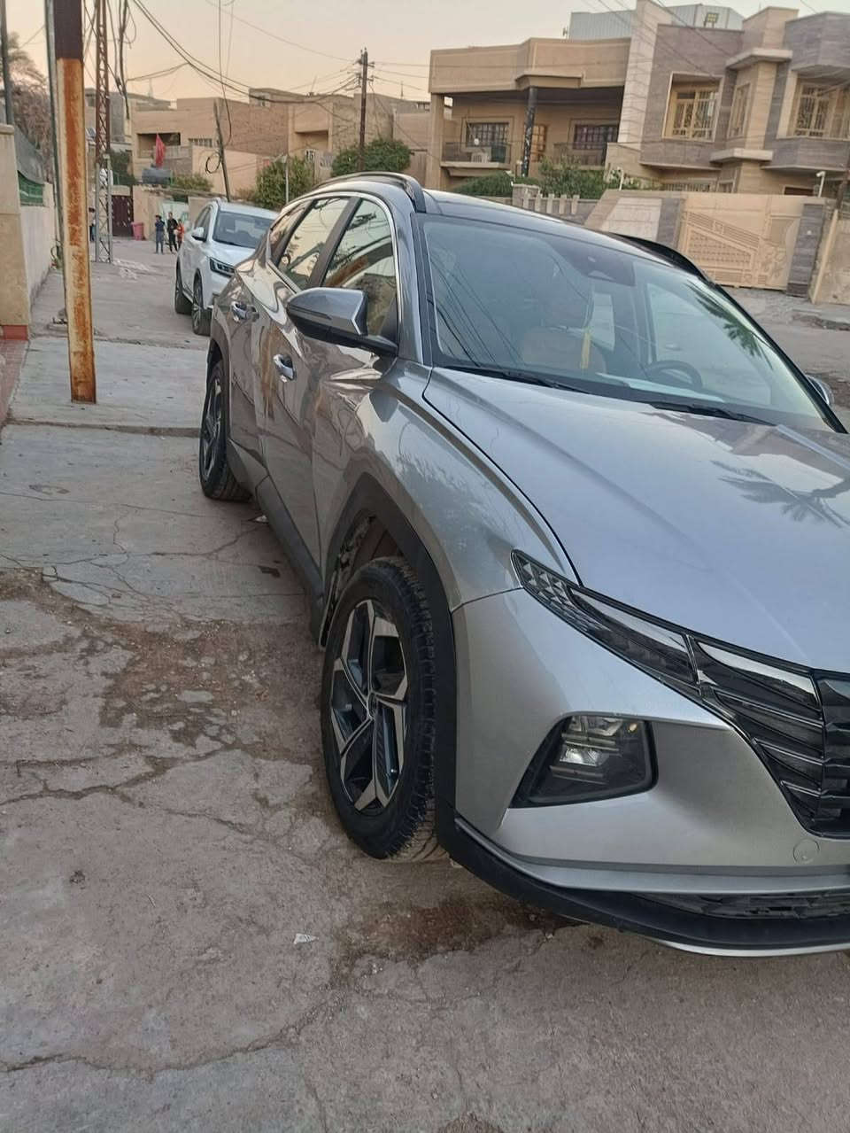 السلام عليكم توسان ٢٠٢٢ هايربرد فول مواصفات لمتدد محرك ١٦٠٠تيربو  تشغيل عن بعد بانوراما كير دكم وبعد بيها هواي مواصفات بيها قطع صبغ ابيع حزام سعر ١٥٥ وبيها مجال مكاني بغداد ***********
