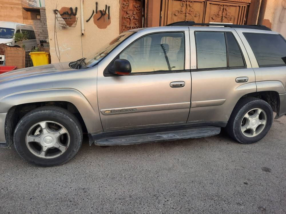 سلام عليكم  بلايزر ٢٠٠٢ للبيع او مروس  سيارة جاهزة تبريد مكينة كير حدادية سيارة حلوة سعرها ٨٠ بي مجال  اومروس اروس بصرة قبلة *********** البصرة, العراق
