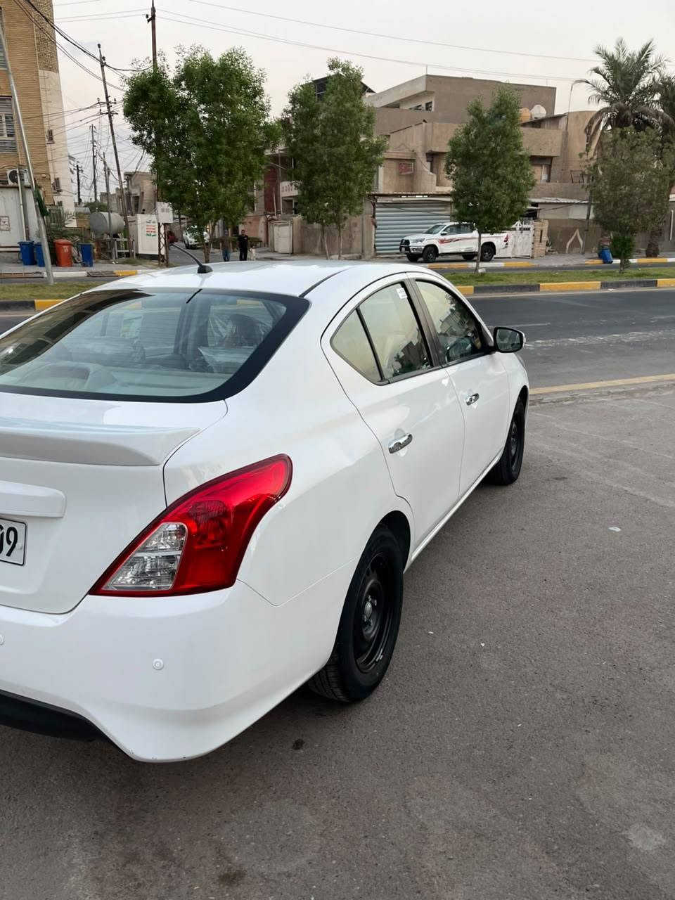 سلام عليكم نيسان سني 2024 رقم اربيل وبأسمي مكفولة كفالة عامة السيارة كلها ع الشركة مكينة وكير كفالة صبانة مامدود عليه السعر 118 مكان السياره بغداد ***********
