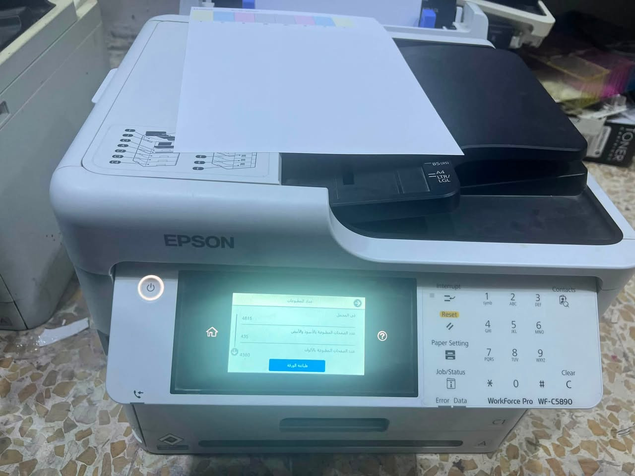 طابعة ابسون 5890
عدادها 4815
سعرها ٦٢٥ الف 
واتس اب ***********
