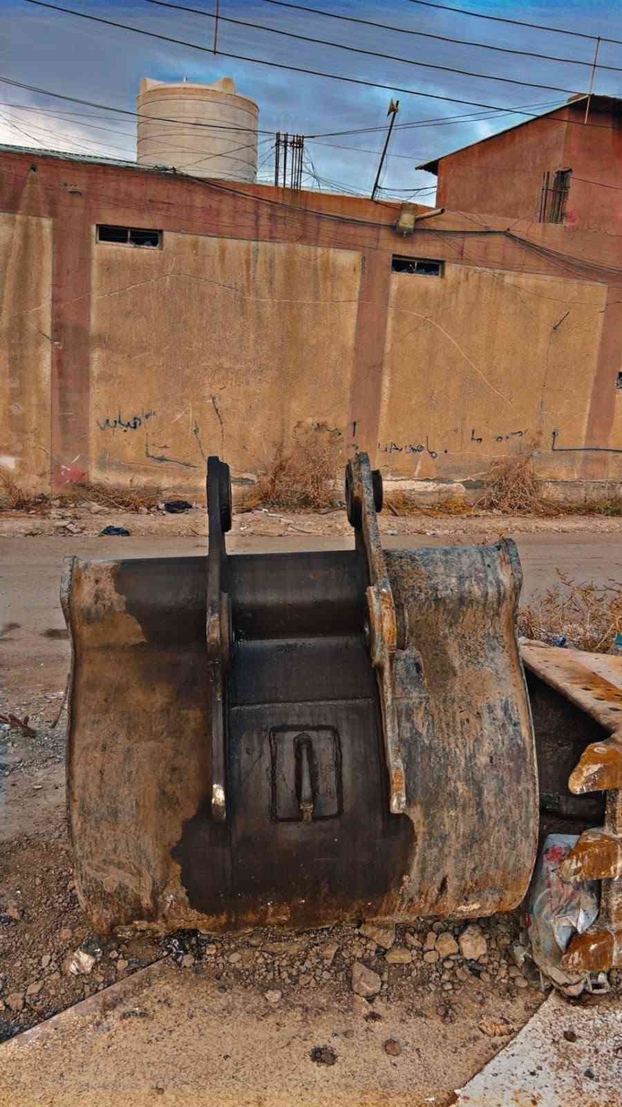 نقار • ١٠٠٠ كيلو • ٢ متر