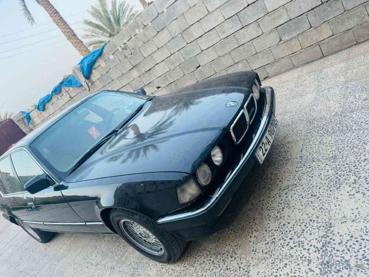 سلام عليكم
سيارة بيأم للبيع السيارة حجم 735 موديل 1992 لو اسود رقم اربيل انگليزي شرط التحويل 
السيارة كير ومحرك شرط ماناقصها كلشي
السيارة حلوة ومرتبه  بجم عريع  ويل جديد تخم  
السعر 55 وبيها مجال 
العنوان /صلاح الدين قضاء  الضلوعيه
رقم الهاتف /***********
