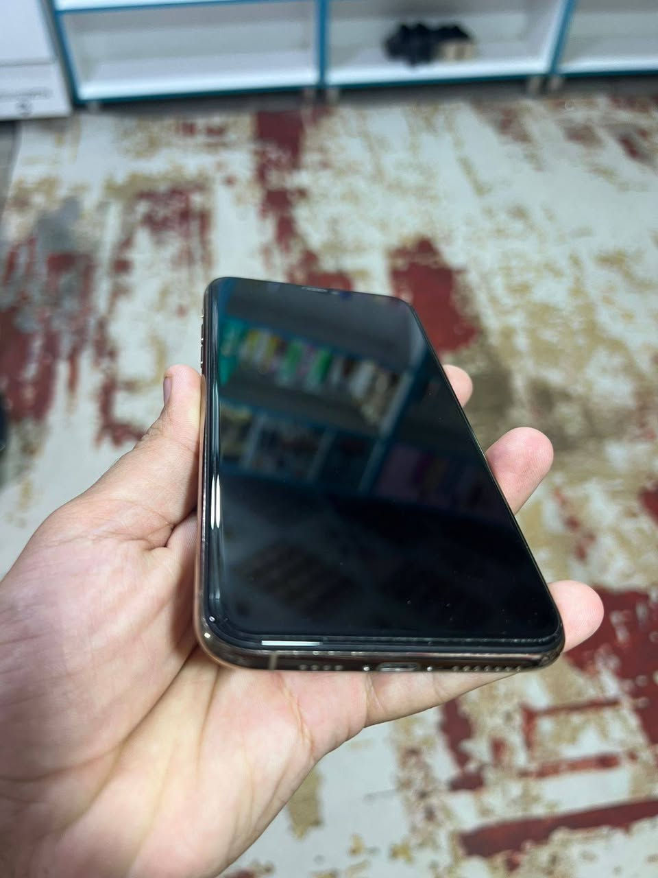 ايفون 11 برو ماكس 
نضافه فوول   لون ذهبي 

مستبدل فقط شاشه اصليه 
وفطر بلظهر

شرق اوسط 
بطاريه بلاديه مامبدله 74
ذاكره 256
وكلشي شغال بي 

سعر 325 وبي مجال حك الجيه

رقم الهاتف *********** وبي واتساب 

المازنجر مغلق
 
مكاني نجف ابو صخير
