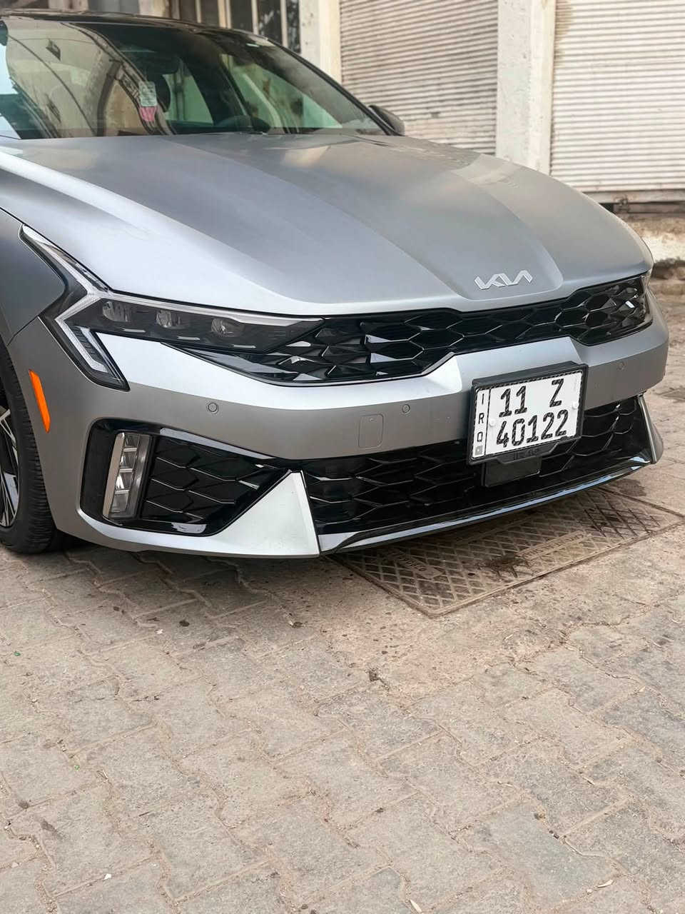 السلام عليكم k5  2025 رصاصي مات للبيع وارد امريكي حادثهه قبغ جنطه مواصفات جي تي لاين فول مواصفات  محرك 2500  تنفس طبيعي ماشيه 24 الف ميل صور الحادث مرفقه السعر 220$ بي مجال بسيط رقم بغداد باسمي تحويل ثاني يوم للاستفسار ***********
