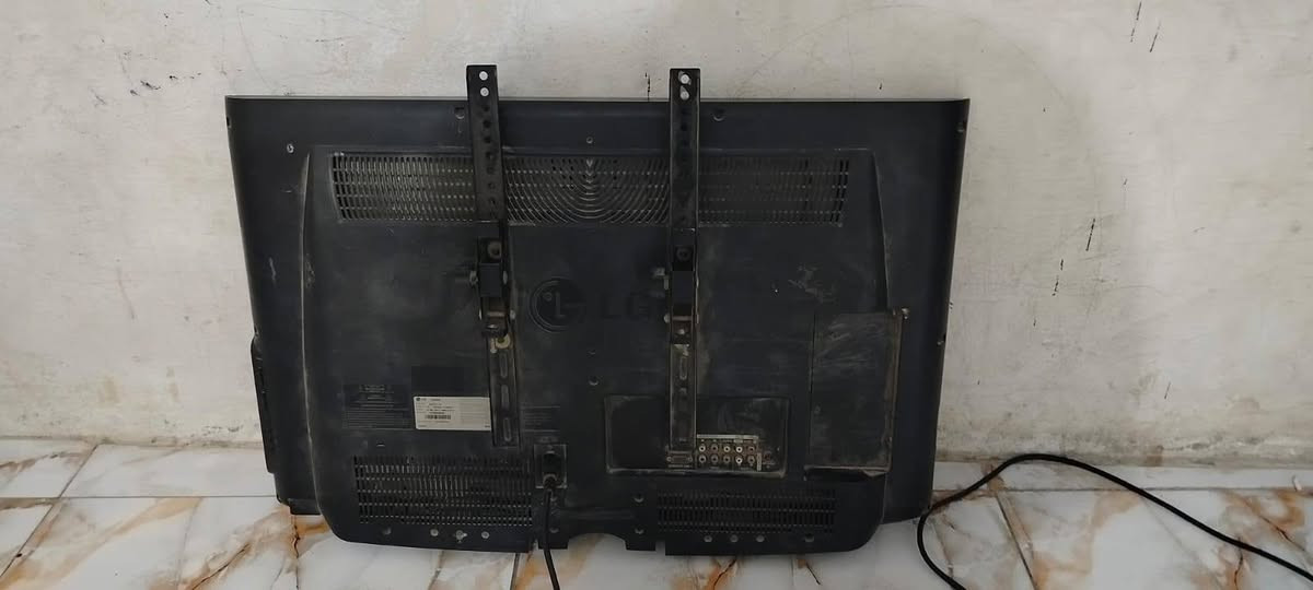 سلام عليكم براد + بلازما+ مبردة+ سلبت قدمي لبيع مكلف بالنشر صاحب الغراض
***********
