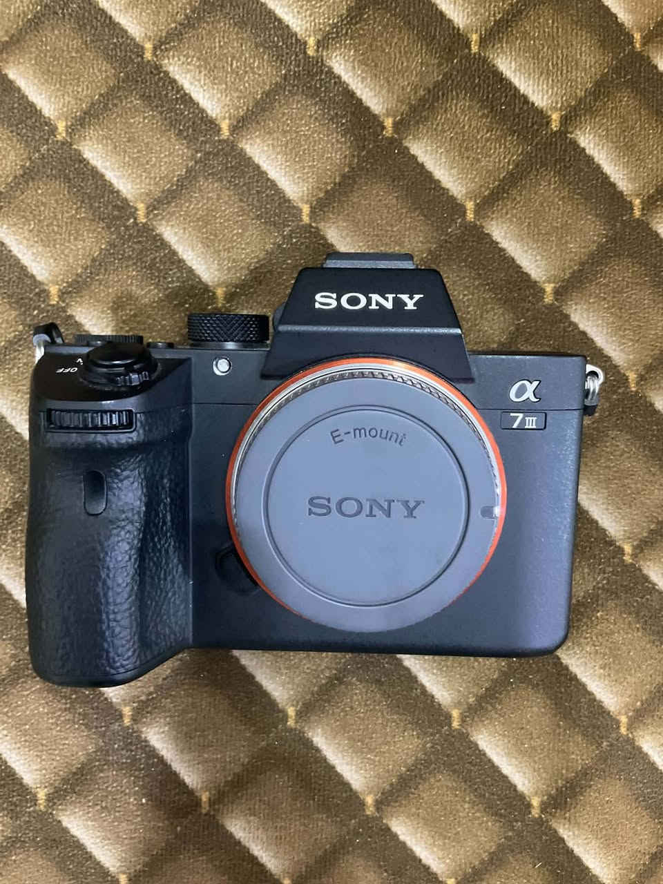للبيع سوني a7III مارك3 كفالة شتر 3500 تقريبآ بعدهي زيرو واستعمال قليل باقي تفاصيل اتصال ‏‪***********‬‏ الخاص مغلق
