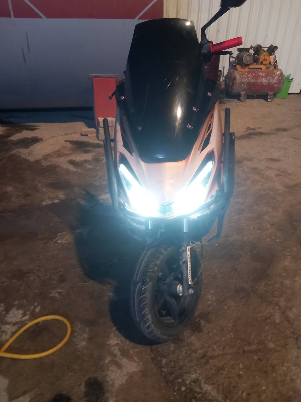 سعر 600 الموديل 23  ***********
