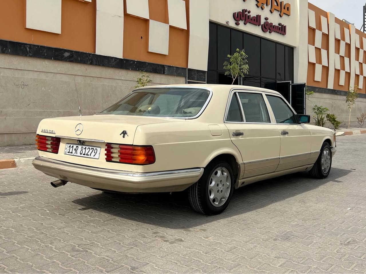 جامبو للبيع
السلام عليكم
مرسيدس جامبو باب طويل موديل 1984 للبيع
صبغ عام للجمالية
رقم بغداد انكليزي هزة جديدة
بإسمي تحويل مباشر
كير ومحرك راس الثور 3000 فيشة
شواصي وقواعد دبلات مكفولات
حدادية نص عمر
تبريد شغال
غرفتها نظيفة
مكان السيارة النجف الأشرف
السعر 58 وبيها مجال
للاستفسار التواصل عالخاص او الاتصال على

***********

متوفر واتساب النجف, العراق
