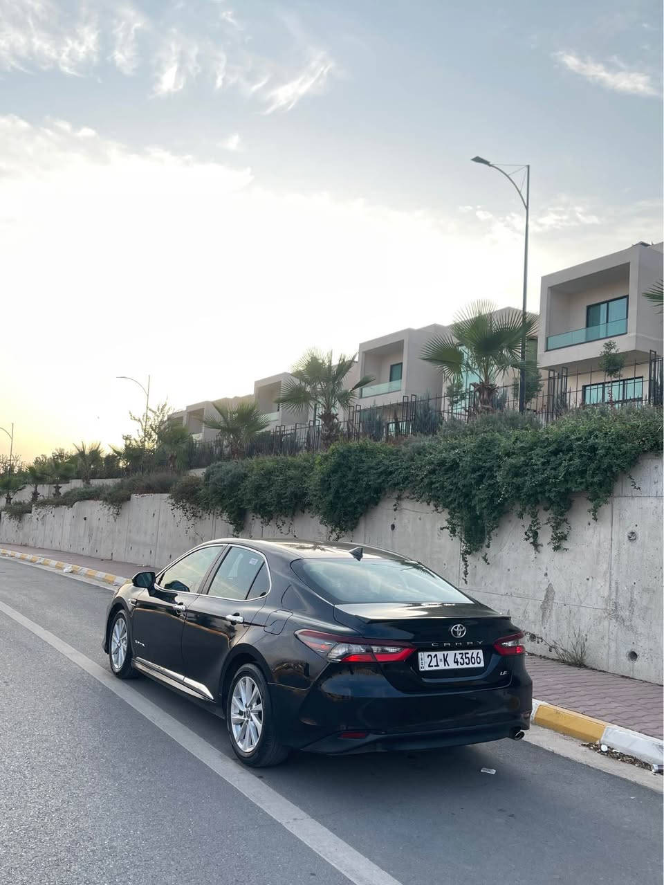 كامري LE • ٢٠٢٣ • بدون صبغ