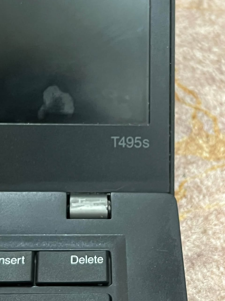 🔥 LENOVO ThinkPad T495s – خفة أنيقة وأداء قوي
المواصفات :
💻 الموديل: LENOVO ThinkPad T495s
⚡ المعالج: AMD Ryzen 5 Pro 3500U
🎮 كرت الشاشة: AMD Radeon Vega 8 – shared 8GB
🧠 الرام: 16GB DDR4
💾 التخزين: SSD [256GB]
🖥️ الشاشة: 14" FHD – لمس (Touchscreen)
🖐️ الميزات: بصمة إصبع + غطاء حماية للكاميرا + منافذ Type-C
🎯 مناسب للبرمجة والدراسة والتصميم والاستخدام العملي
💰 السعر: 500 ألف وبيها مجال
📍 المكان: كربلاء
📞 التواصل: واتساب [***********]

