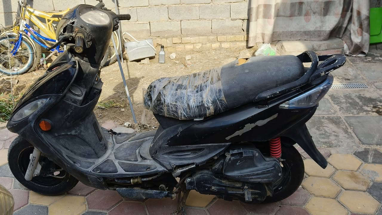 السلام عليكم
جي فور للبيع
نقصه فقط باتري وتشتغل نكره سلف
والكابرتير بيه خربطه فقط
كهربائيات كله شغاله
مكينه 150سي سي
شلعه ومعدل تشك الكاع
تايرات الله شاهد بل جيس جلاتين تجي وتشوفهن
دبلات خلفي وامامي شرط ماتحس بطسه
نقصه فقط باتري وكابرتير تخربط
ابيع كوم حديد
سعره 200 وبيه مجال بسيط
مكاني ناصريه مركز
***********بي واتساب
