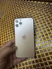آيفون ١١ برو • ٢٥٦ • نضيف