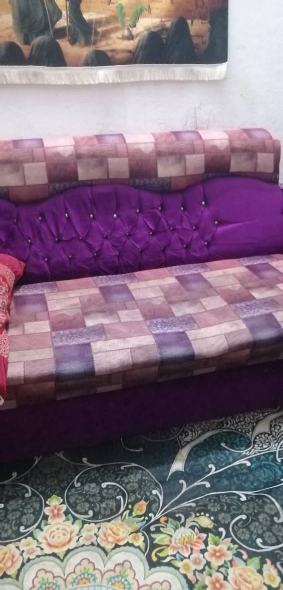 تخم ٥ قطع سعر ٩٥ الف فقط وبي مجال للشراي راسلوني *********** واتساب الإسكان الصناعي ناصريه الإسكان الصناعي شارع الجامع الكبير فرع
