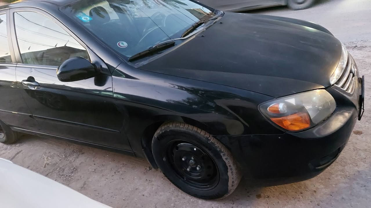من رخصة الادمن
من رخصة الادمن
كيا اسبكترا ٢٠٠٧ باسمي بغداد وارد امريكي الحادث جاملغ خلفي جهة السائق فقط جرا د بنيد وقمارة وصندوق خفيف المحرك جيد الصدر جديد تبريد تدفئة ممتاز  المكان بغداد الكريعات السعر ٨٢ ورقة وبيها مجال للطيبين
الهاتف ***********.
