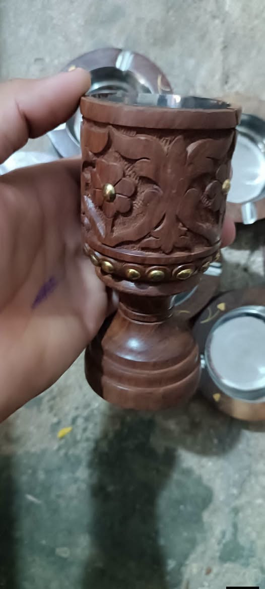 السلام عليكم
عمي كلها ب80 الف ويا التوصيل
ماكو هيچ اسعار بكل العراق بس عندي ضرف واريد ابيعها

ملائكة عدد 4 عجينة
اعلام العراق مكتبية عدد 5
صياني نحاس عدد 2 وحدة لفض الجلالة اللّٰه والثانية مكتوبة نقش بالايد الذكرى ذكراك والقلب لا ينساك من مصباح الى مشتاق
هاونات نحاس بدون يدات عدد 2
كيلو غرام نحاس عدد 1
سيت مبخرة ونفاظات ما مستخدمة خشب اصلي يگولون جاوي وما اعرف بعد

تواصل خاص او واتساب ***********
