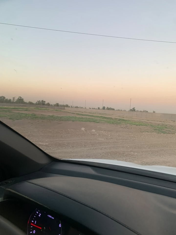 البيع دوانم تجاريات 
يم سكني شارع الفلل
ويتوفر الدينة قطع 
من مساحه500متره
سعر الدونم الواحد 
تبدي سعار من200مليون 
مجاور السكني
منطقه الدوانم قرب شرطه الخامسه
جنس لارض طابو زراعي سندً25
تحويل مباشر
اتصال ع ارقام 
***********
***********

