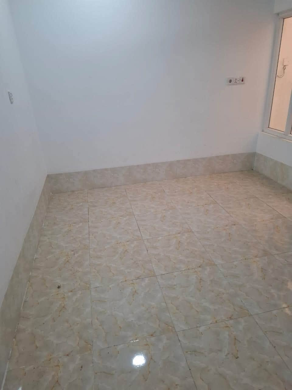 كركوك 

دار لليجار  طابق ثاني 

مساحه ١٠٠ 

العنوان _تسعين قرب جامع عقبه بن نافع 

إيجاره ٢٥٠ 

للحجز أو للاستفسار _ ***********
