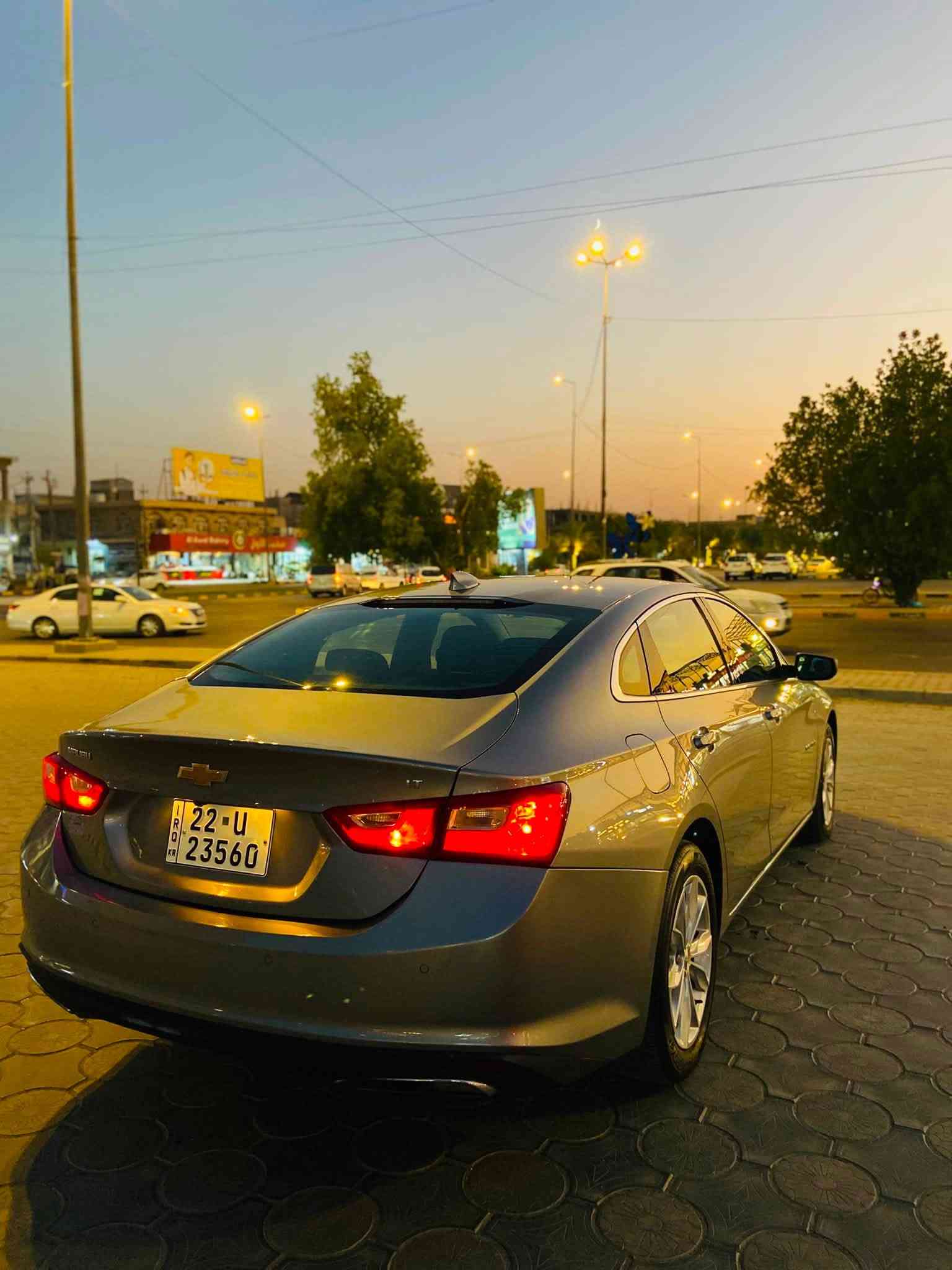 شوفرليت ماليبو 2025 LT
الموصفات(بصمة وتشغيل عن بعد شاشه كبيره ويل 18 تدفئة الكراسي الاماميه قطعتين تبريد رادر امامي وتحديد مسار)وباقي الموصفات 
الحادث(جاملغ خلفي وباب)بدون ضرر ايرباك بدون دواخل بجم كفاله 
رقم اربيل 
العنوان(النجف-حي الجامعه)
للاستفسار اكثر اتصال 
*********** 
السعر:138 ورقه وبي مجال
