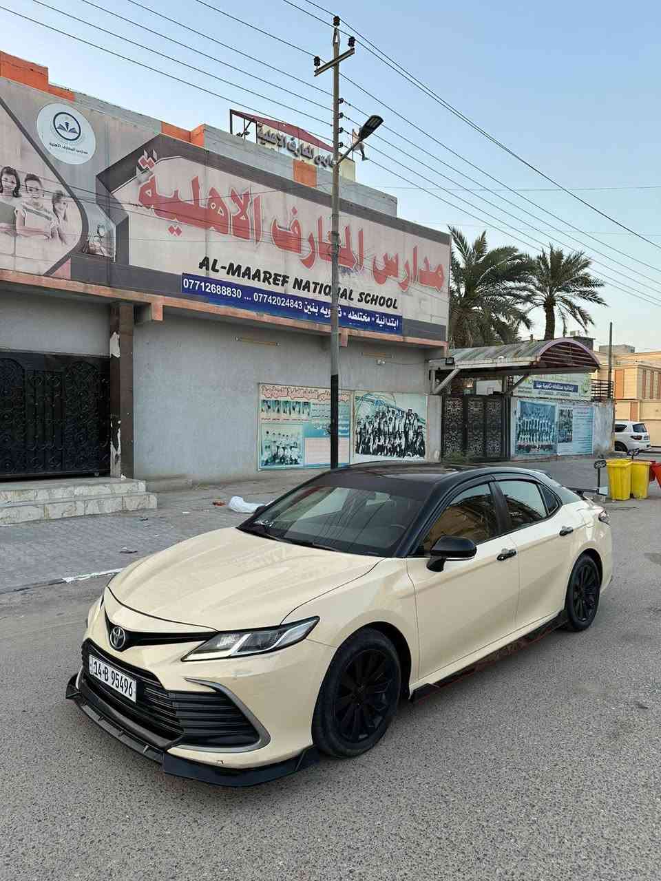 للبيع كامري 22 بانزين موهيبرد تكسي دبي 
أصل 22 
رقم معوقين 
***********
