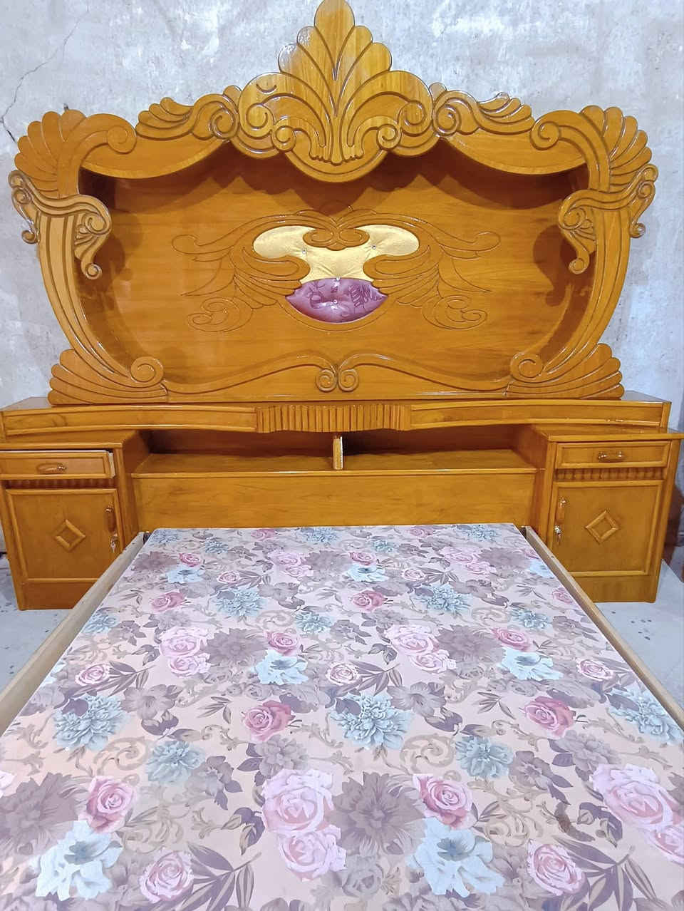 مكلفه بلنشر غرفه تسكام داخل وخارج صاج اخت الجديده 🪬مكانها حله اي ستفسار اتصلو بصاحبها ***********بي واتساب
