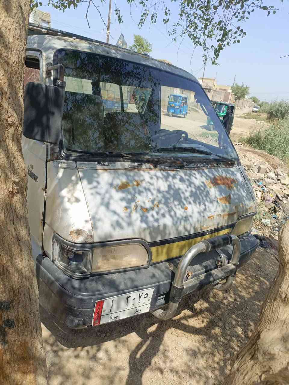 السلام عليكم كيا بستا93
راعيها ما ندله محرك بي بخار قليل 
مكان بابل القاسم شواصي جدد اكسن جير جدد 
باور يشتغل 
سعر 16 وبيها مجال حق الجيه 
***********
